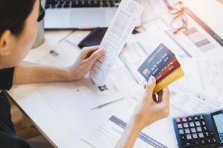 Co piąty Polak miał problem ze spłatą rat. Największy problem u jednej grupy