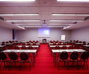 Polacy mieszkają jak królowie