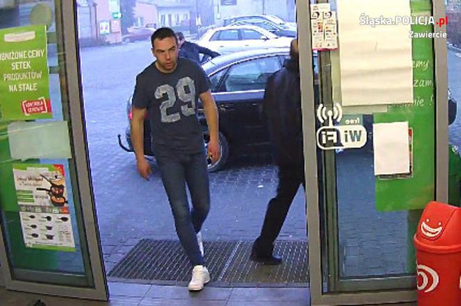 Napadli na sklep w Szczekocinach. Policja publikuje zdjęcia z monitoringu i prosi o pomoc [ZDJĘCIA, WIDEO]