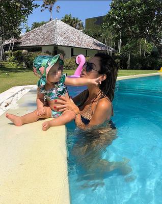 Natalia Siwiec na Bali z córeczką