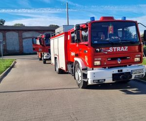 Akcja służb przy markecie w Skoraszewicach