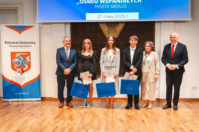Młodzi działacze społeczni docenieni przez miasto Siedlce