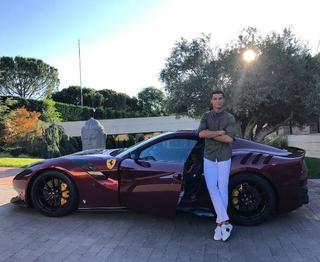 Nowe Ferrari Cristiano Ronaldo