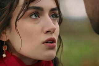 Wichrowe wzgórze - 1. odcinek serialu Rüzgârlı Tepe