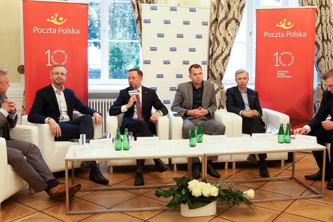 DEBATA: Poczta Polska na rynku gigantów