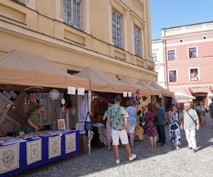 Ostatni dzień festiwalu Re:tradycja - Jarmark Jagielloński 2024. Odwiedziliśmy Błonia pod zamkiem i stoiska wystawców