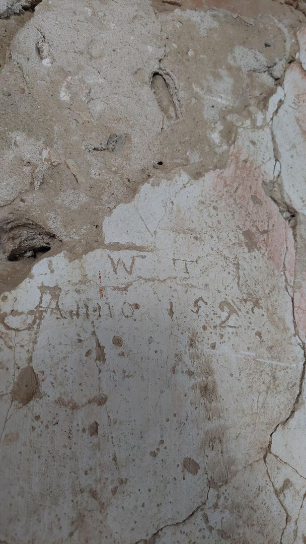 Baszta w Nowych Kicharach (gm. Dwikozy) w trakcie remontu