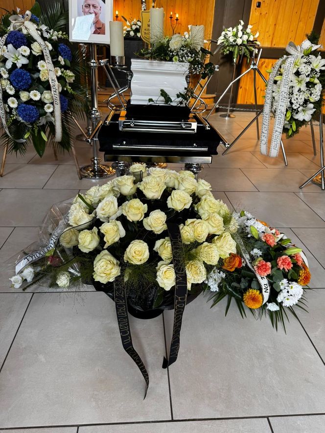 Nie żyje Jacek Wójcik. Pogrzeb ulubieńca widzów z ‘Królowych życia