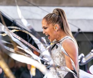 Fani Jennifer Lopez złapali się za kieszenie. Tyle trzeba zapłacić za bilet i spotkane z gwiazdą