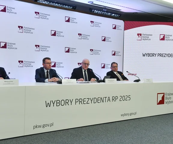 Oto frekwencja na godz. 12. PKW podaje oficjalne dane