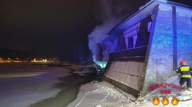 Płonie restauracja w Skarżysku na Rejowie.