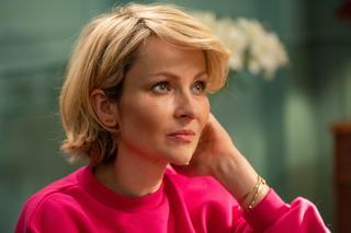 Barwy szczęścia po wakacjach. Bożena pozna szokującą prawdę o Karolinie. Kochanka Bruna ostro potraktuje Stańską - ZDJĘCIA