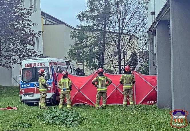 Kolejny dramat w Tychach. 43-latek spadł z wysokości. Nie udało się go uratować