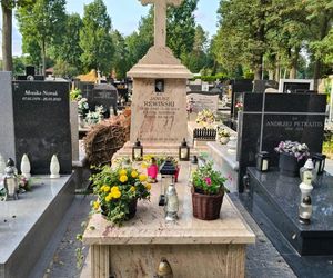 Grób Janusza Rewińskiego