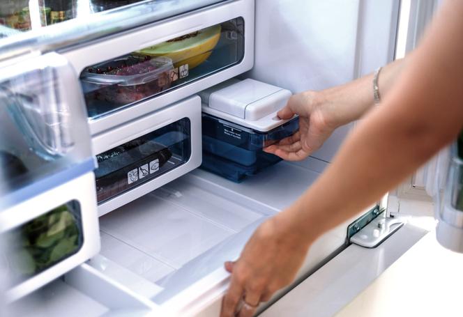 Sprzątanie od kuchni: mycie lodówki, czyli jak i czym myć lodówkę?