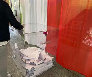 Wybory samorządowe 2024. W tych miejscach w Małopolsce czeka nas druga tura głosowania