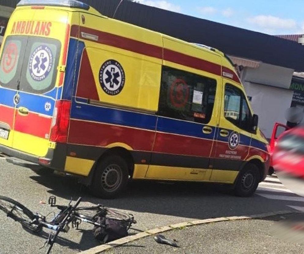 Rowerzysta nie żyje. 65-letnia kobieta nie zatrzymała się przed znakiem STOP