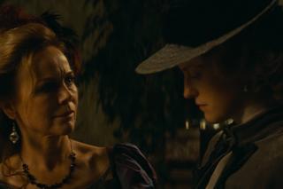 Polowanie na ćmy, odc. 5. madame Szlimakowska (Monika Krzywkowska), Nastazja Jurina (Daria Polunina)