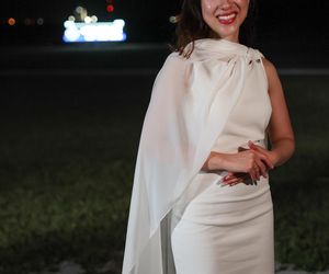 Aleksandra Uznańska-Wiśniewska miała na sobie białą suknię. 