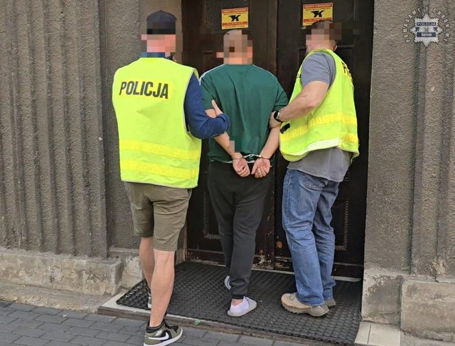 Udawali urzędników, okradali seniorów. Policja z Bytomia zatrzymała szajkę oszustów