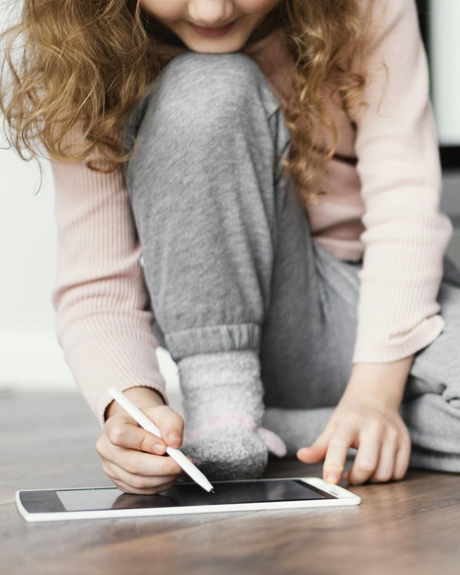 Tablet do pisania i rysowania pobudza kreatywność 