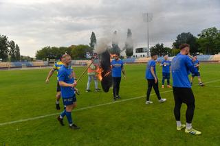 FAF Elana Toruń zremisowała z Chemikiem Bydgoszcz. Radość po awansie do 3. Ligi