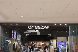 Dreslow - Czas na przebudzenie. Czas na rewolucję. Modową rewolucję. Pierwszy butik cyrkularny w Polsce otworzył się w Westfield Arkadia