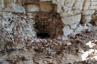 Tunel ziemny w wieży zamkowej w Szczebrzeszynie