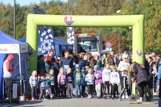 5. edycja charytatywnego biegu w Katowicach "Bądź aktywny – przegoń raka!”