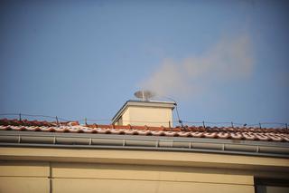 500 zł za palenie w kominku