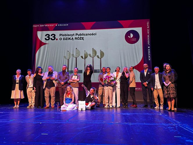 „Dzika Róża 2025” rozdana! Publiczność i dziennikarze wybrali najlepsze spektakle Teatru Żeromskiego w Kielcach