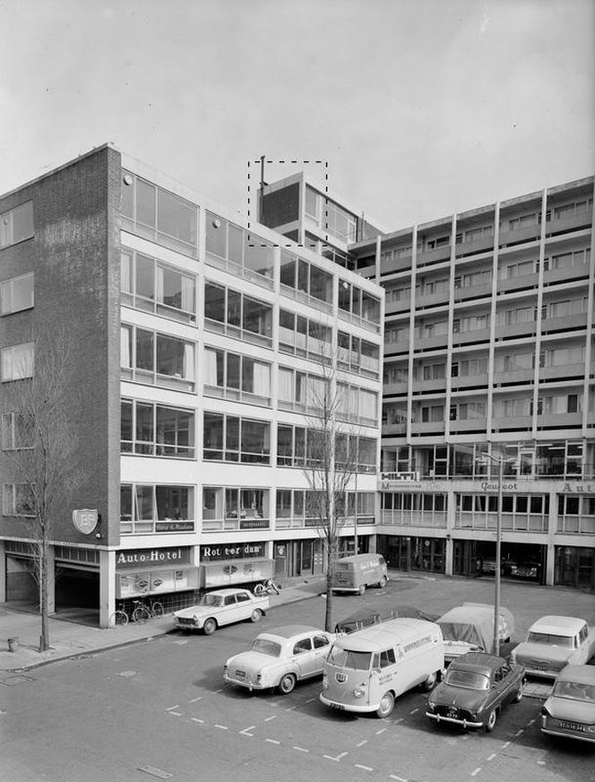 Współczesny Cabanon w Rotterdamie_STAR and BOARD_03