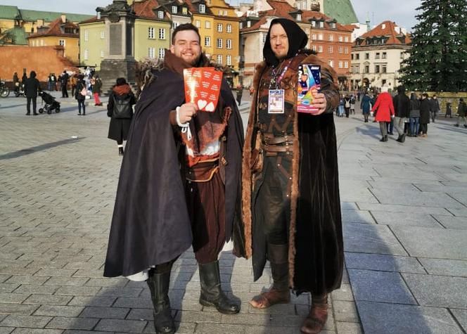 Wiedźmini zbierali pieniądze dla WOŚP! Grosza wrzuć Owsiakowi podbiło całą Warszawę