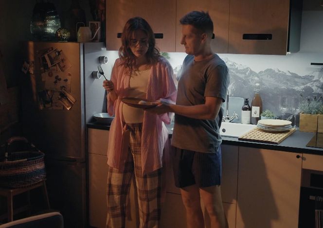 M jak miłość, odcinek 1855: Franka (Dominika Kachlik), Paweł (Rafał Mroczek)