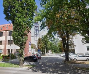 Tragedia przy ul. Partyzantów w Zamościu. Mężczyzna skoczył z masztu komunikacyjnego