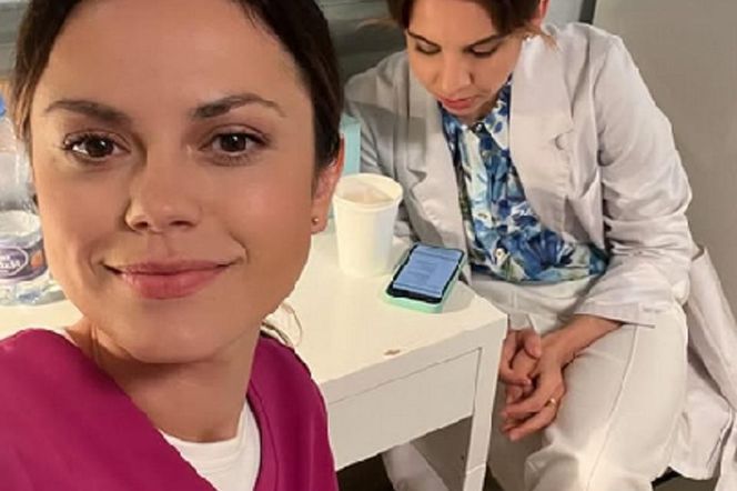 M jak miłość na planie. Kasia (Paulina Lasota), Aneta (Ilona Janyst)