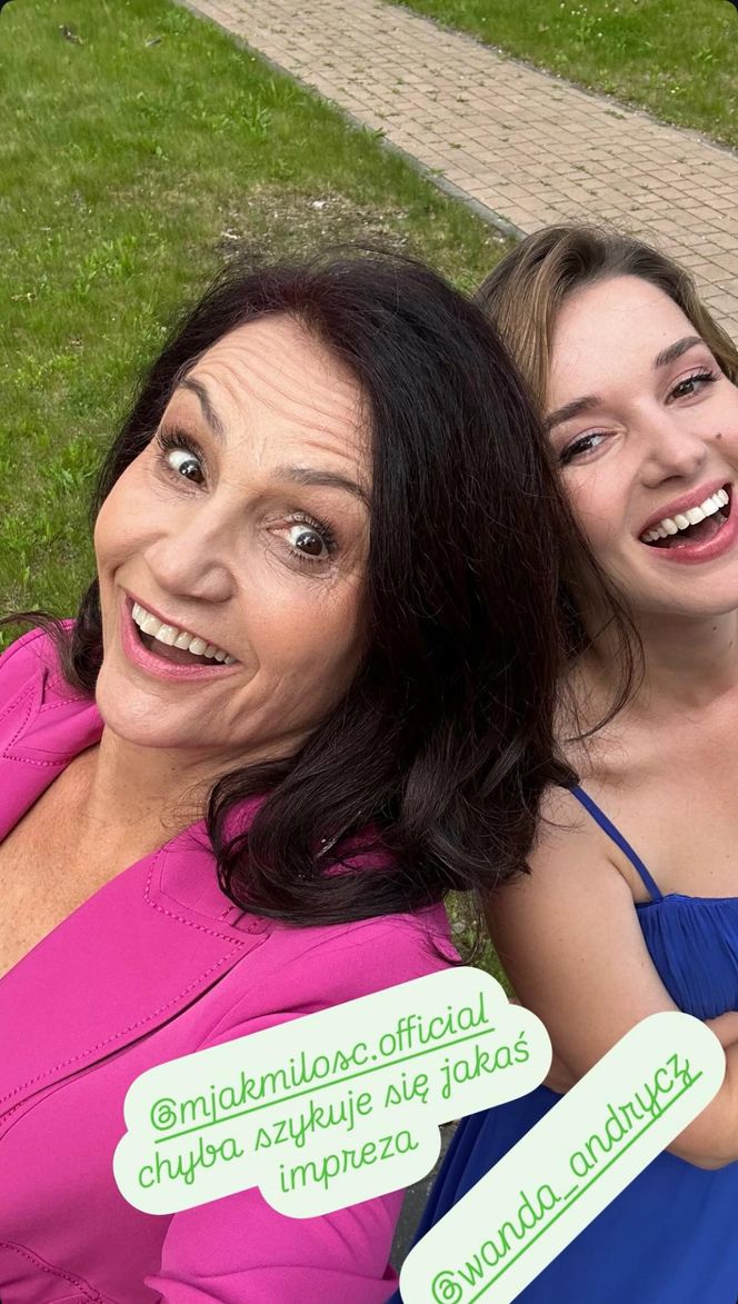 M jak miłość po wakacjach. Małgorzata (Aleksandra Pieczyńska), Ania (Alina Szczegielniak)