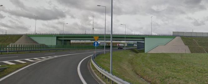Nastolatkowie rzucali kamieniami w auta na autostradzie