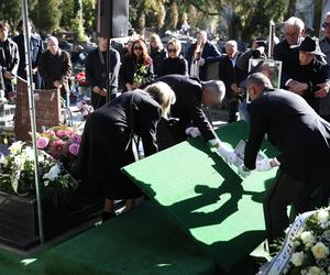 Pogrzeb Radwana, dramatyczne sceny na cmentarzu. Emocje wzięły górę