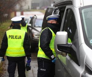 Świerkocin: Dramatyczne zatrzymanie pijanego kierowcy. Pasażer z siekierą zranił dziecko