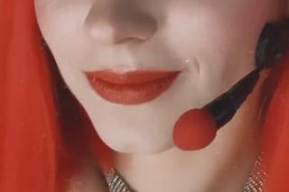 Pola Gonciarz (Blanka z Na dobre i na złe) w sztuce Bliżej