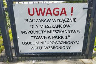 Plac zabaw dla wybranych? W Krakowie pojawiają się tabliczki o zakazie wstępu dla niektórych dzieci