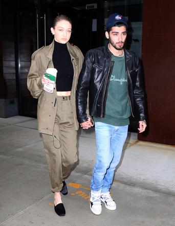 Zayn Malik i Gigi Hadid wychodzą z mieszkania Gigi w Nowym Jorku