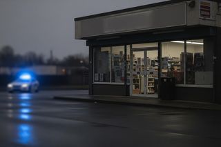 Rozbój w Płocku. Jak recydywista próbował zuchwale obrabować sklep?