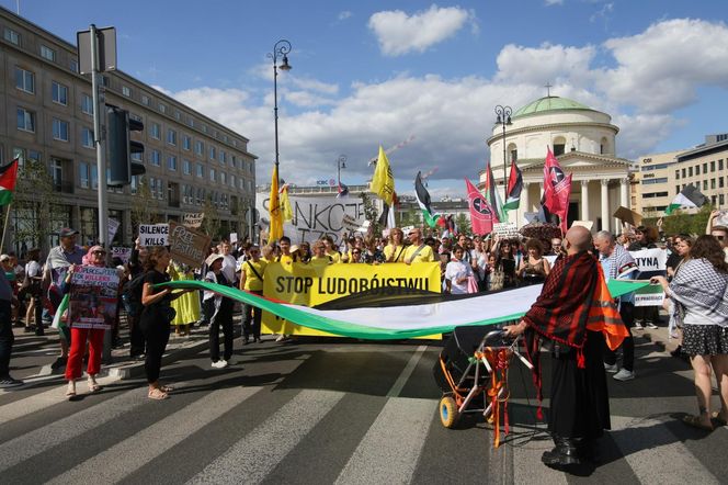 Marsz dla Palestyny przeszedł w niedzielę, 17 sierpnia ulicami Warszawy