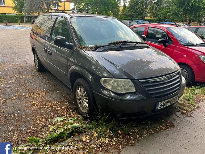 Porzucone samochody na Śląsku - zdjęcia z Facebook/Porzucone samochody w Śląskim