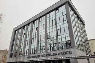 Pupilek prokuratury musiał ją opuścić! Pogryzł jednego z pracowników