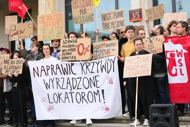 Protest przeciwko programowi "Mieszkanie na Start" w Warszawie