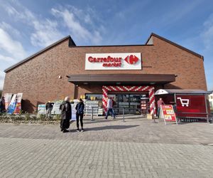 Nowy Carrefour Market w Książenicach