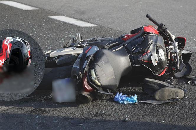 Makabryczny wypadek motocyklisty na zakopiance w Głogoczowie